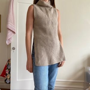 Sleeveless sweater